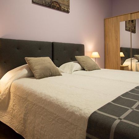 Village Center Two Bedroom Apartment 莫尼兹港 外观 照片